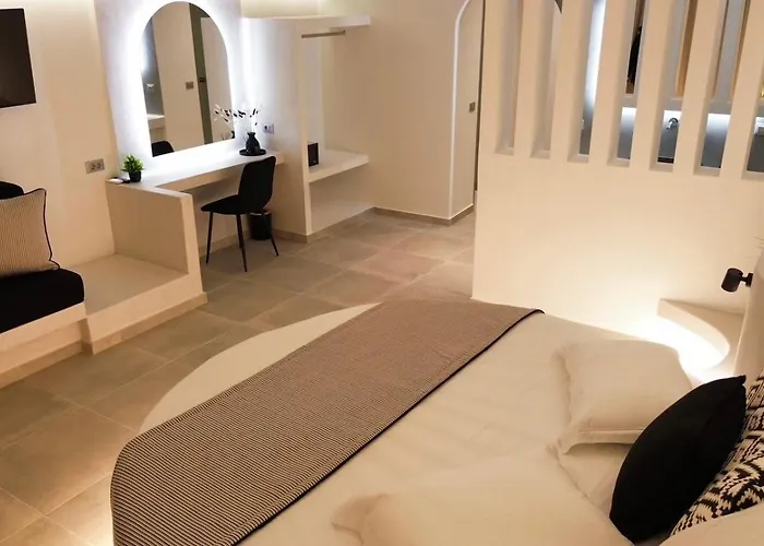 Santorini Cave Luxury Fira (Santorini)