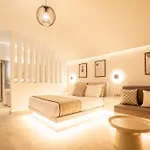 Santorini Cave Luxury 4* Fira (Santorini)