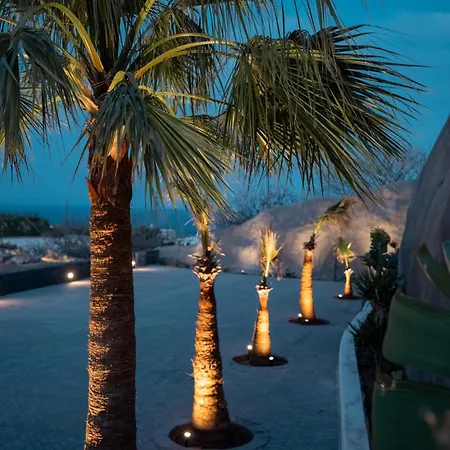 Santorini Cave Luxury Bed & Breakfast