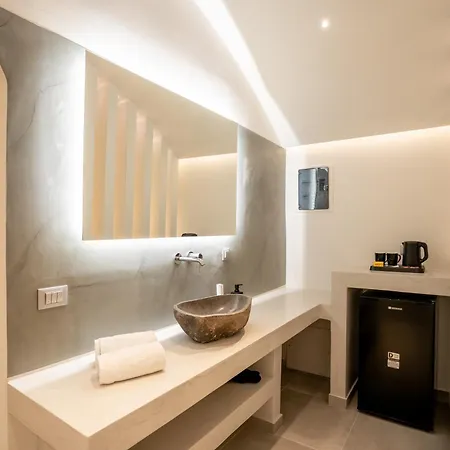 Santorini Cave Luxury 4*