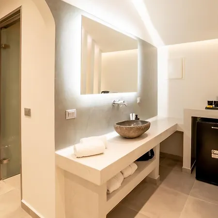 Santorini Cave Luxury