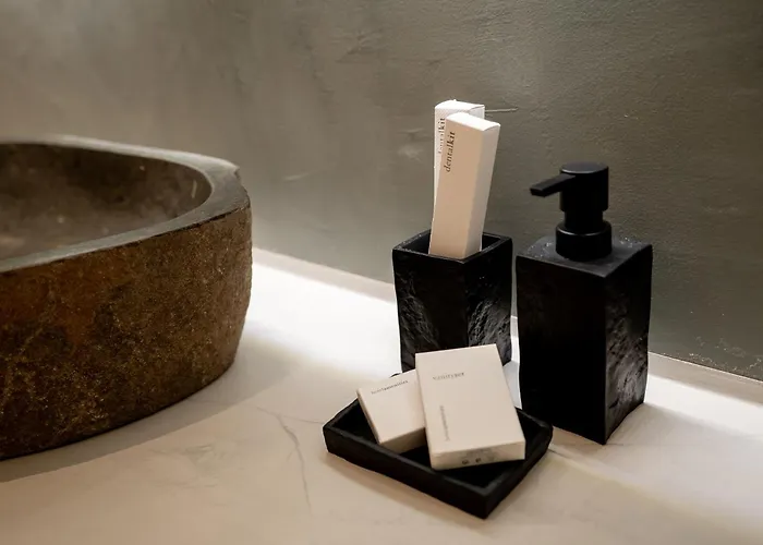 Santorini Cave Luxury 4*