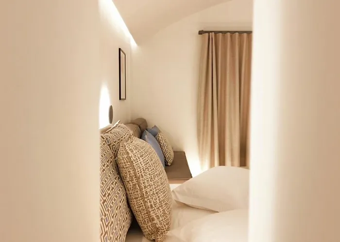 Santorini Cave Luxury