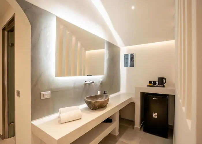 Santorini Cave Luxury 4*